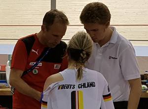 Romy Kasper nach dem Sturz Foto: BDR (Bild: 1/2)