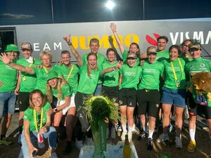 Feierlaune nach der Tour de France Femmes