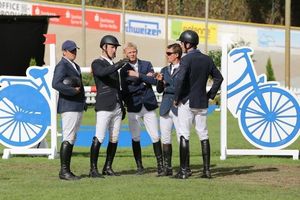 Die Reiter im Gespräch... Foto Wolfgang Spaarschuh (Bild: 3/4)