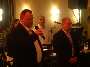 Lutz Oelfke für die Reitabteilung und Andreas Beckmann für die Abteilung Radsport (Bild: 4/13)