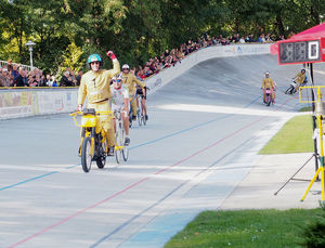 Zieleinlauf Florian Fernow (Bild: 2/3)