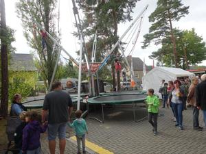 Am Trampolin viel Betrieb (Bild: 2/3)