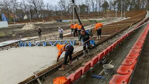 Erste Betonplatte am 23.03.2023 (Bild: 3/6)