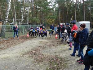 Start zu einer Runde um den See (Bild: 3/17)