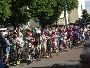 Startaufstellung 2. Dernylauf (Bild: 4/4)