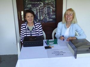 warten auf die ersten Renner (Bild: 2/7)