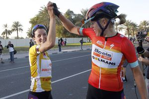 Katar 2015 Foto: Cor Vos (Bild: 2/4)